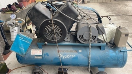 コンプレッサー