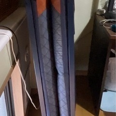 無料⭐︎シングル折りたたみベッドの画像