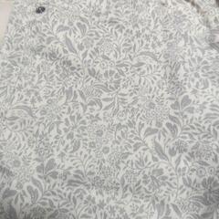 【美品】ホワイト花柄パンツ＃23インチの画像