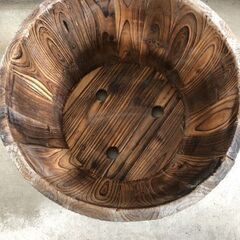 ウッドプランター（木製の鉢）の画像