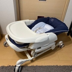 美品 コンビ combi 電動 ネムリラ 4キャス AT  ハイローベッド バウンサー