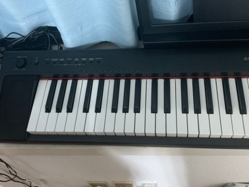 持ち運び可能ケース付き YAMAHA piaggero NP-31 専用ヘッドホン・ピアノ収納ケースお付けします。