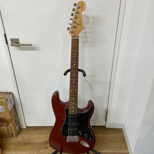 ②音OK Squier byFender ストラトキャスター
