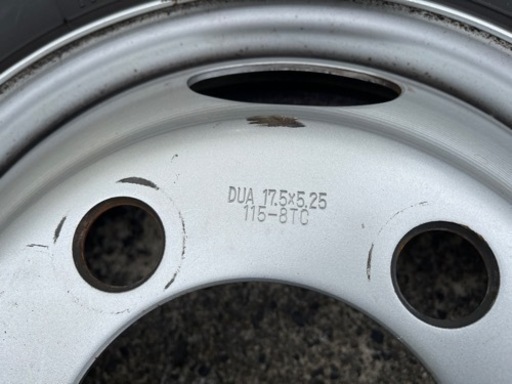 921-2）三菱キャンタースタッドレス6本！205/70R17.5 115/113N トーヨースタッドレス 中古6本セット！18年製