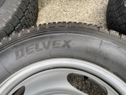 921-2）三菱キャンタースタッドレス6本！205/70R17.5 115/113N トーヨースタッドレス 中古6本セット！18年製