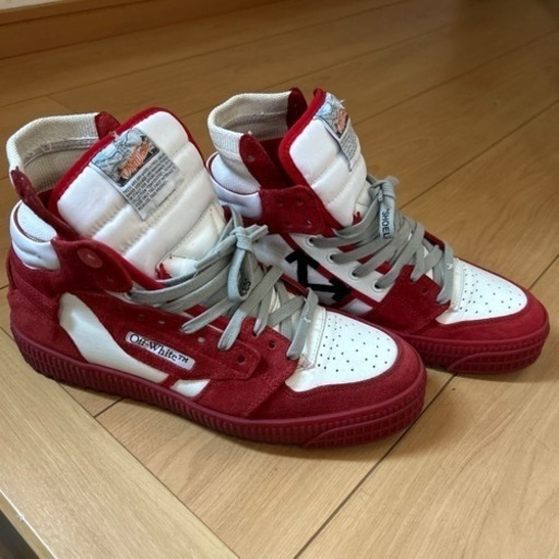 オフホワイトハイカットスニーカー　美品