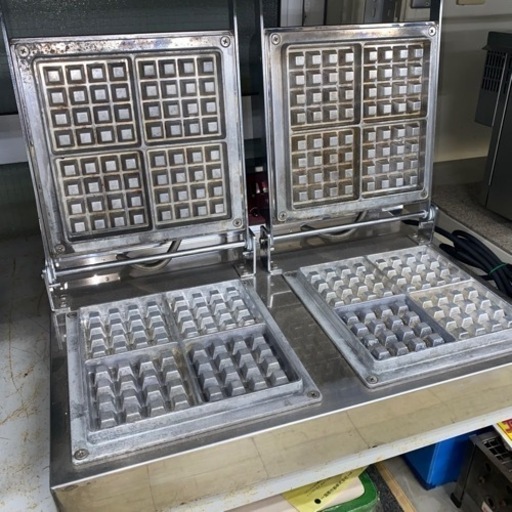 ベルギーワッフルメーカー　SBW-200 SUNTEC ブリュッセルタイプ