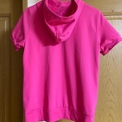 ユニクロ　半袖パーカーの画像