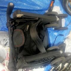 折りたたみベビーカーの画像