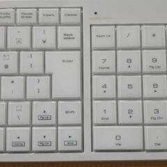ワイヤレスキーボードの画像