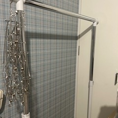 ハンガーラックの画像