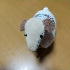 羊のぬいぐるみ