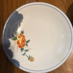 今週中！花小鉢など4種類皿　未使用品の画像