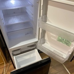 引取り先確定済み(三菱ノンフロン冷凍冷蔵庫MR-P15W-B形)の画像