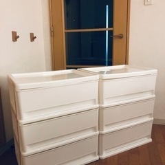 ニトリ　押し入れ収納★洋服ケース　白