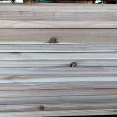 【格安】杉野縁　4000×30×40 1束12本入！垂木、根太、下地材、DIYなどに。在庫155束ありますので複数の方へ販売できます。の画像