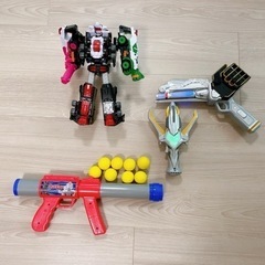 ウルトラマン 仮面ライダー　パトレンジャー　おもちゃ