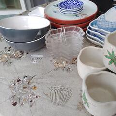 食器大量お好きだけどうぞの画像