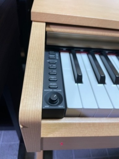 配送可能、中古美品 2010年製電子ピアノヤマハARIUS アリウス YDP-161C