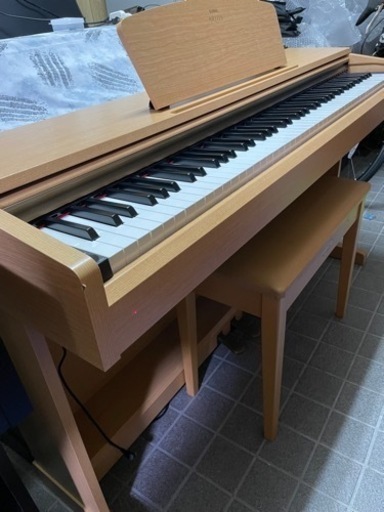 配送可能、中古美品 2010年製電子ピアノヤマハARIUS アリウス YDP-161C