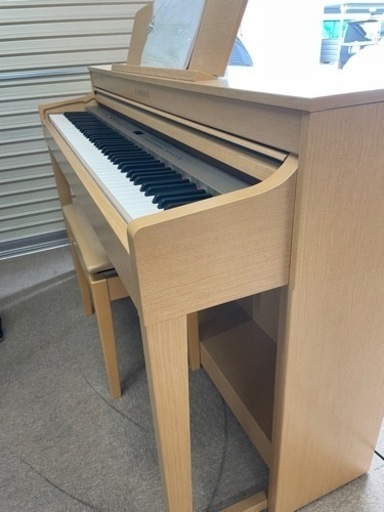 2012年製美品、配送可能ヤマハ YAMAHA CLP-440C [電子ピアノ 88鍵盤  グレードハンマー3（GH3）鍵盤象牙調仕上