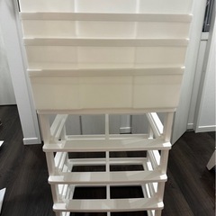 衣装ケース　クリアケース　4段ケース