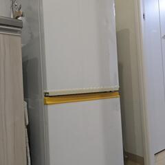 冷蔵庫もらってください