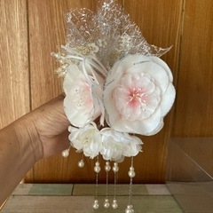 髪飾りの画像
