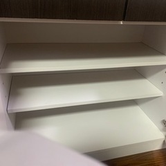 終了】大型食器棚。電源付き、レンジ台、炊飯器も置けます。の画像