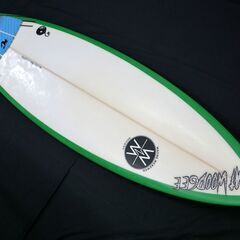 サーフボード 5'9x19x2.5/16 24.7L 日本向けPHOTO BOMBの画像