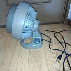 小さな扇風機、欲しい方はご連絡ください❗️の画像