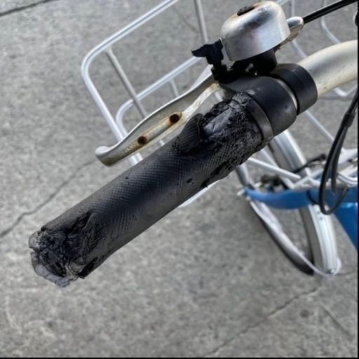 34★岐阜発　△momentum/ミニベロ/モーメンタム△20インチ/自転車/6段変速/アルミフレーム/走行確認/防犯有り/現状品　R4.9/10★