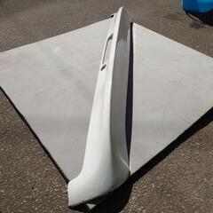 ハイエース200系★リアスポイラー★白の画像