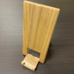 【新品・未使用品】木製 スマホスタンド  日本製の画像