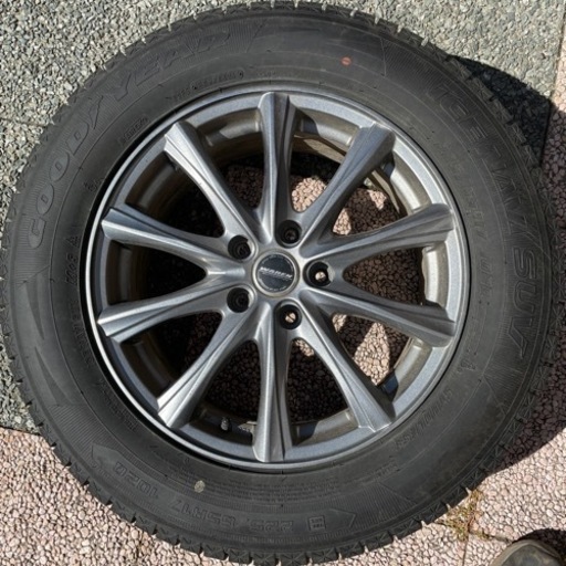 スタッドレスタイヤ 225/65/R17  GOOD YEAR ICE NAVI SUV