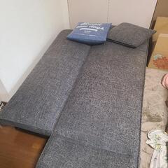 「取引決定済」ソファー(クッション２個付き)の画像