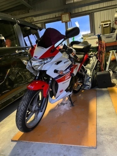 車のパーツ cbr250