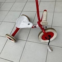 三輪車の画像
