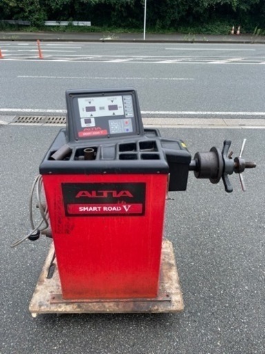 ☆中古品 小野谷機工 バランサー ALTIA SMART ROAD V 3相200V（60Hz） 動作問題なし タイヤ 車 整備☆