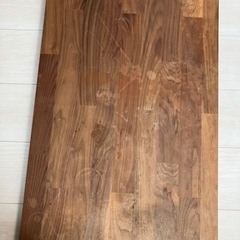 IKEA カールビー　ウォルナットの画像