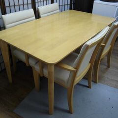 R633 天然木 ダイニング5点セット、肘掛け付全椅子、幅150cm Used
