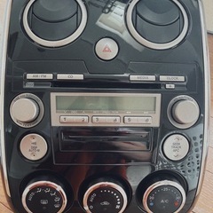 マツダ　ベリーサ純正カーオーディオパネルセット
