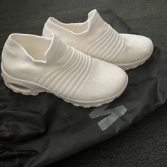 レディースシューズ　22.5cmの画像