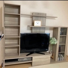 LOWYAテレビボードの画像