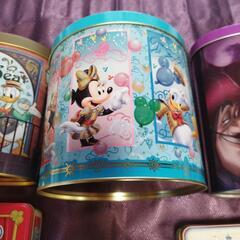 ディズニーランド　ディズニーシーの空き缶の画像