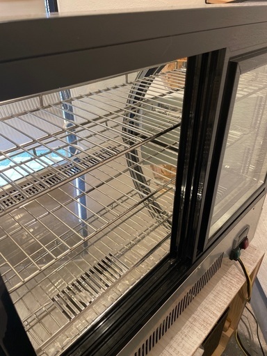 JCM 卓上型対面冷蔵ショーケース（ラウンド型）