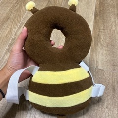 頭ごっつん防止 ハチさん🐝 クッション 転倒防止の画像