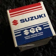 スズキ純正　オイルエレメント　新品　オイルフィルター　16510-81420 軽自動車の画像