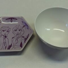 ☆ディズニーキャラクター小皿・お茶碗　中古品　の画像