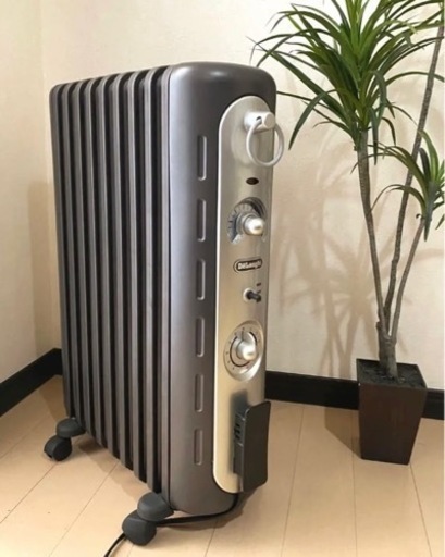 De Longhi  オイルヒーター